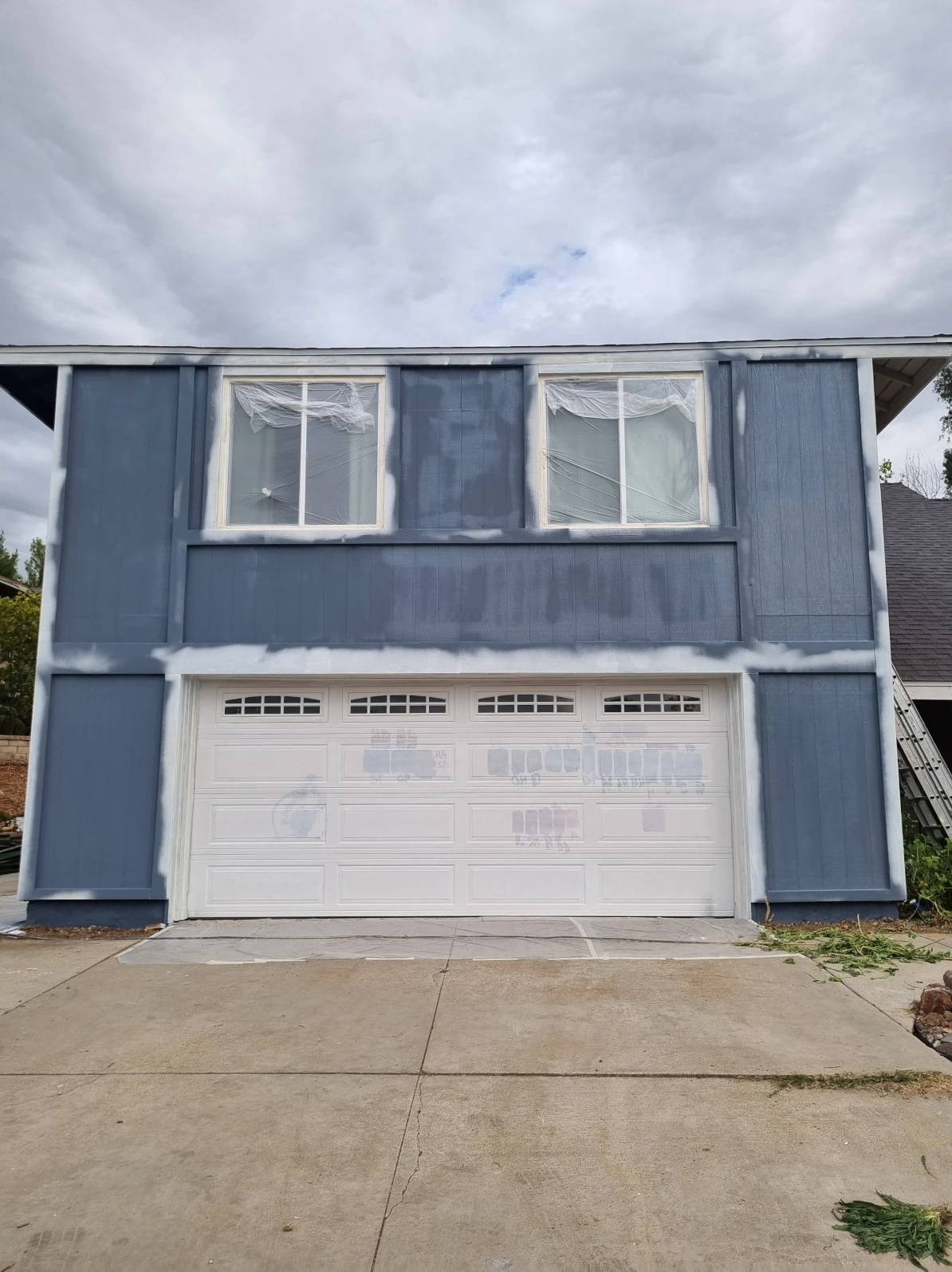 Stucco repair and exterior painting in Burbank